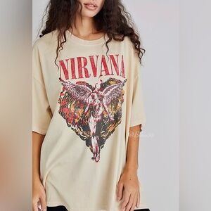 NEW Free People Nirvana Trippy Heart One Size Tee